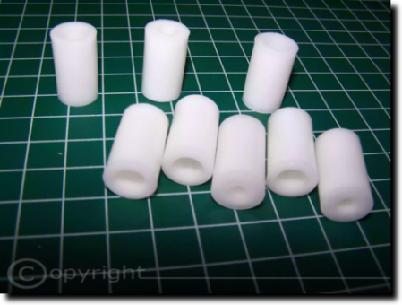 tulejki stopki nóżki dystansowe